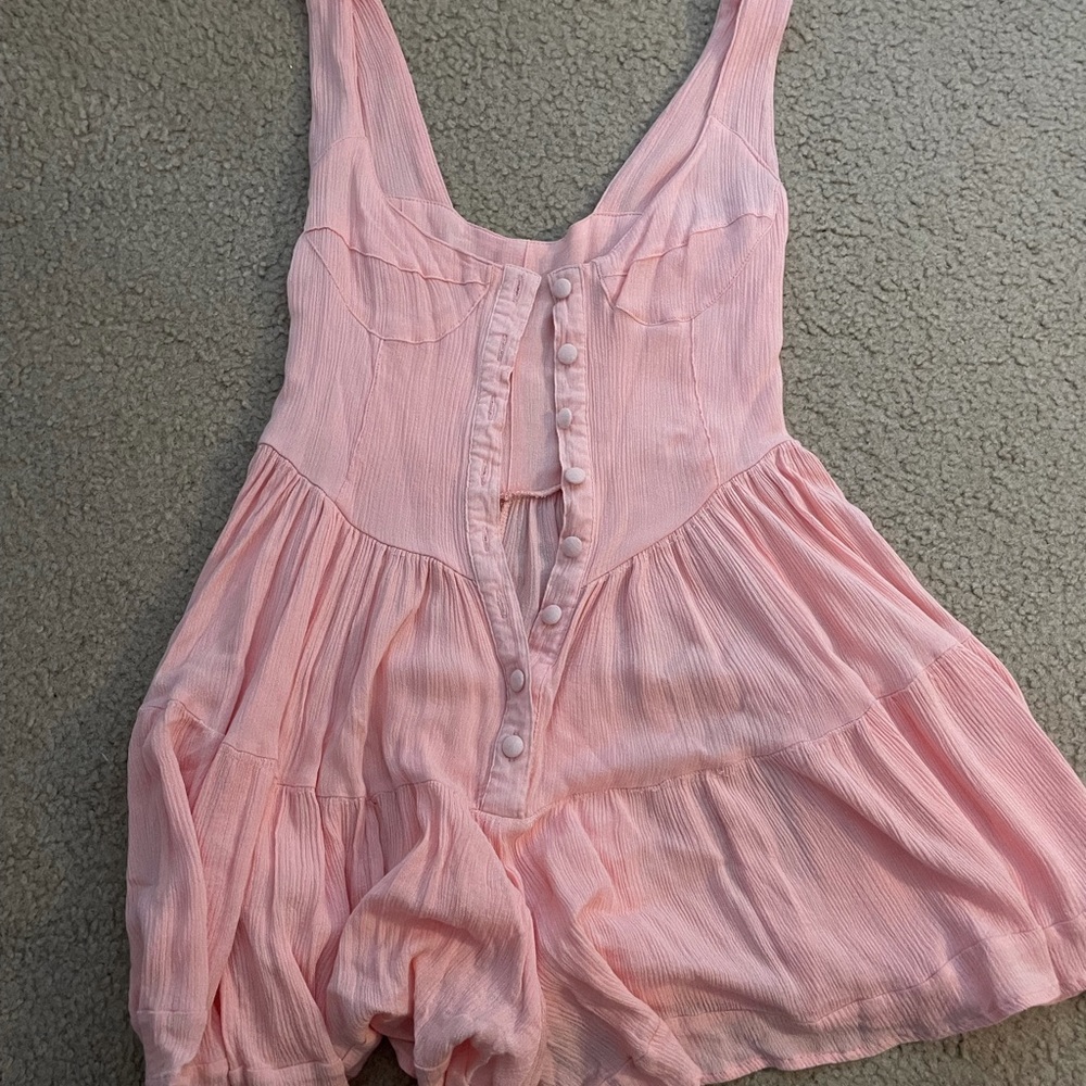 pink dress